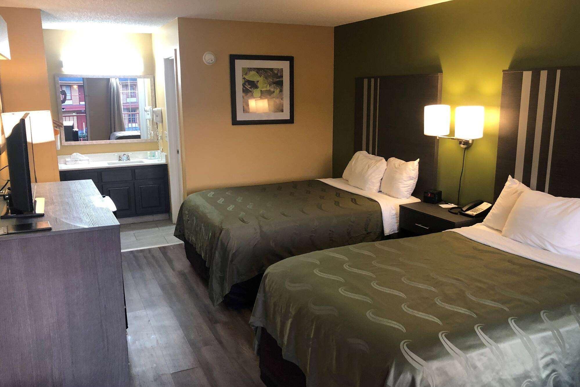Baymont By Wyndham Selma Hotel Buitenkant foto