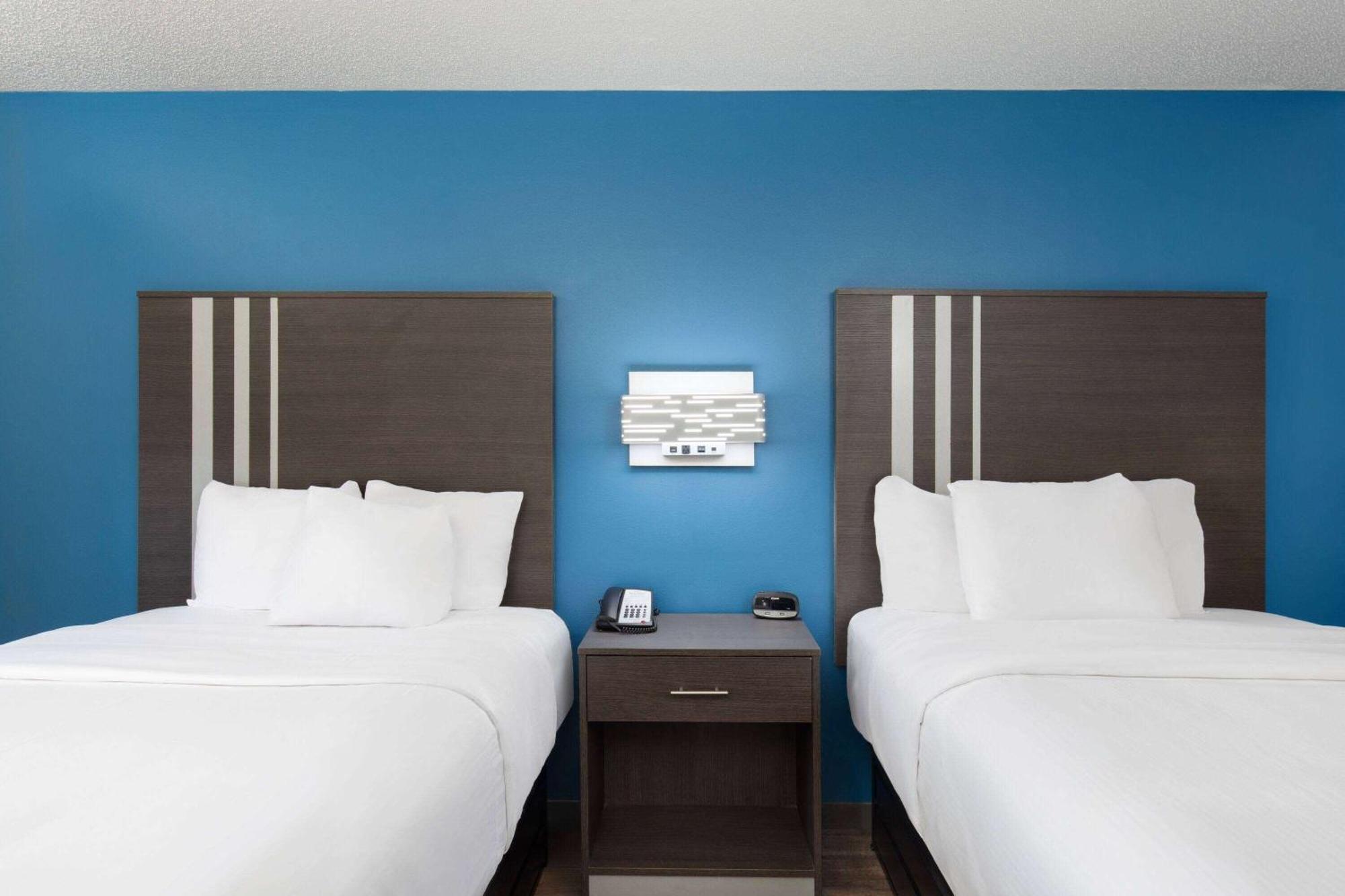 Baymont By Wyndham Selma Hotel Buitenkant foto